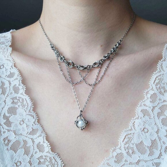 Victorian antique white pearl chandelier necklace with a small silver chain - Picture 1 of 8